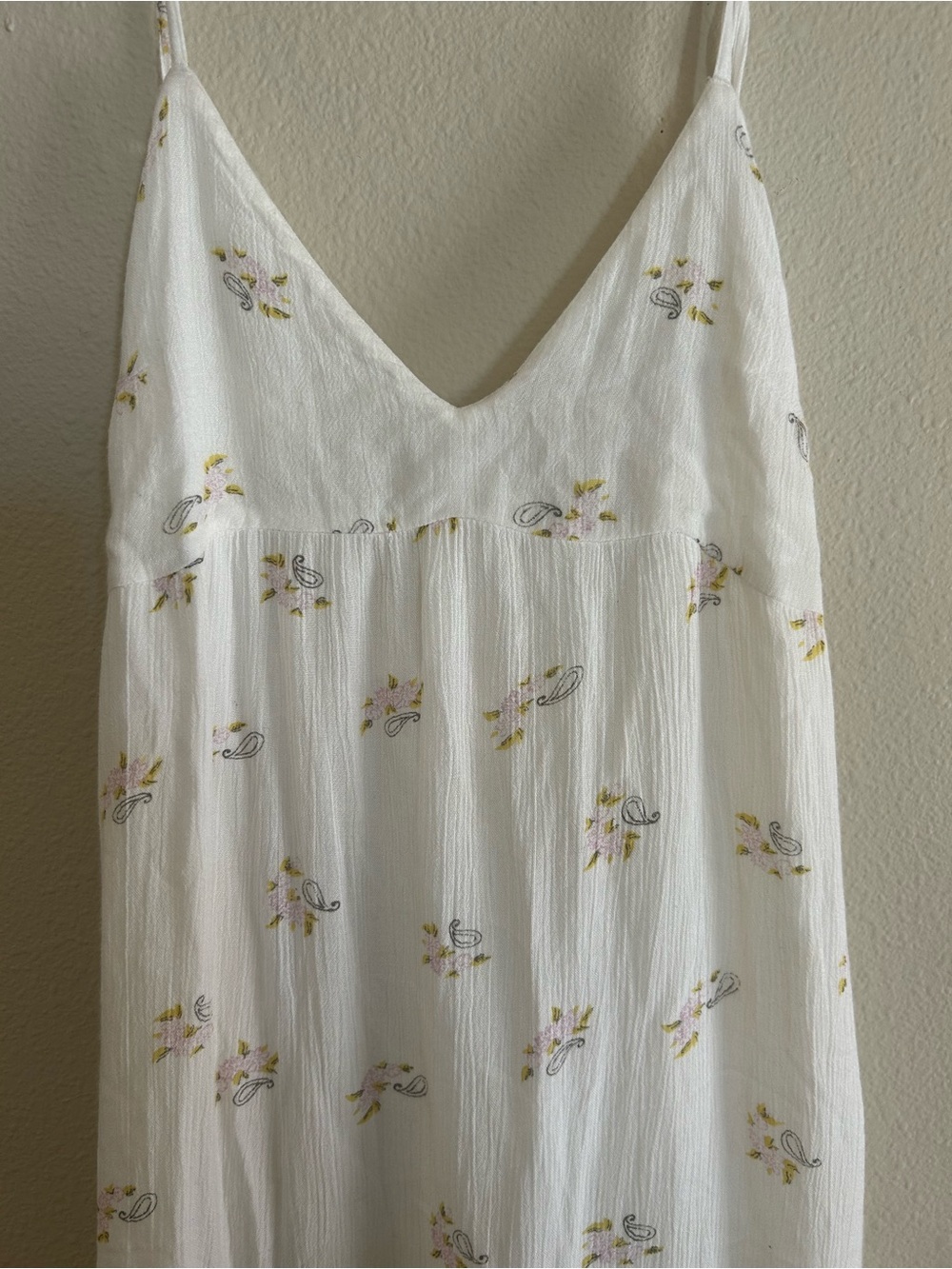 Billabong White Floral Spaghetti-Strap Backless Maxi Dress - Picture 5 of 5